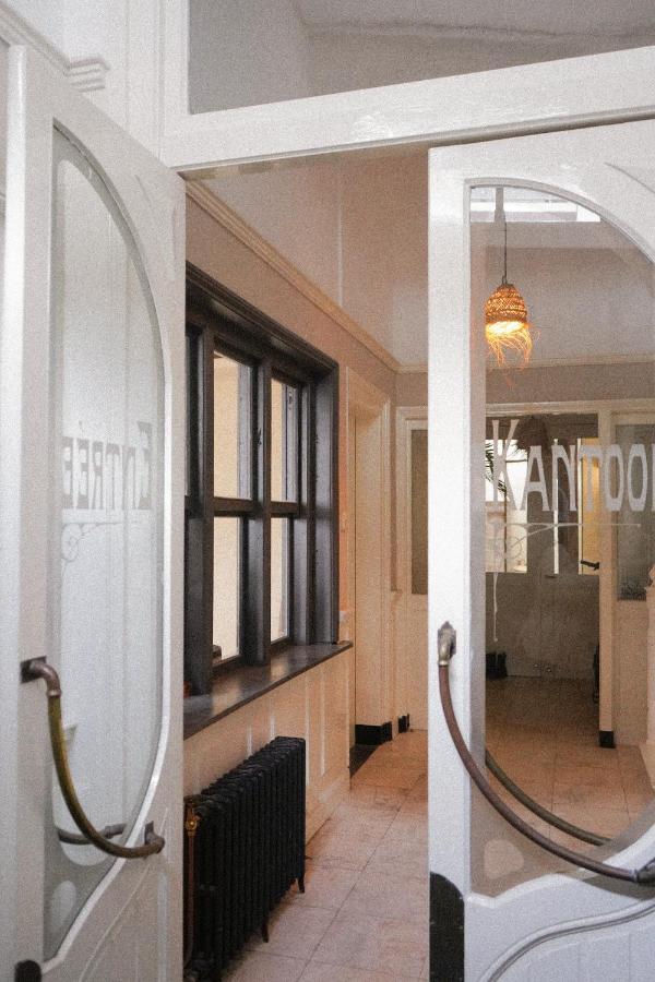 هارلم Haert Boutique Wellness Suites City Centre المظهر الخارجي الصورة