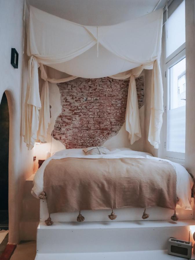 هارلم Haert Boutique Wellness Suites City Centre المظهر الخارجي الصورة
